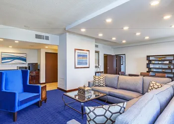Hilton Waco hotel thumbnail 5