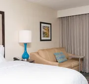Hampton Inn Bloomington hotel detail image 4