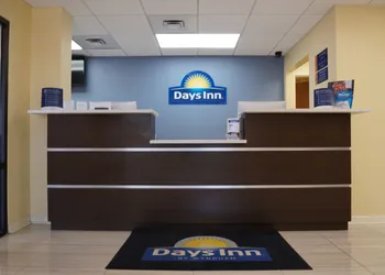 Days Inn by Wyndham Oak Grove/Ft. Campbell hotel thumbnail 2