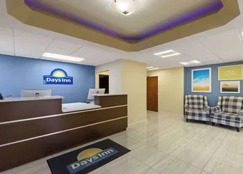 Days Inn by Wyndham Oak Grove/Ft. Campbell hotel thumbnail 3