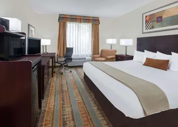 Baymont by Wyndham Henderson hotel thumbnail 7
