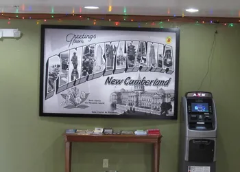 Super 8 by Wyndham New Cumberland hotel thumbnail 2