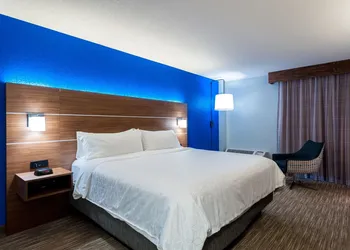Holiday Inn Express Cape Coral-Fort Myers Area by IHG hotel thumbnail 4