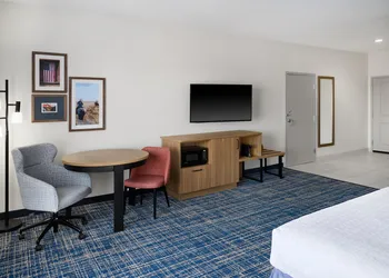 Hampton Inn Vernon hotel thumbnail 7