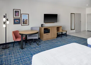 Hampton Inn Vernon hotel thumbnail 8