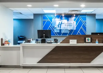 Holiday Inn Express & Suites Orange City - Deltona by IHG hotel thumbnail 2