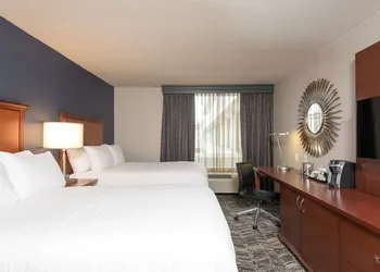 DoubleTree by Hilton Schenectady Downtown hotel thumbnail 8