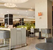 Embassy Suites Los Angeles - Glendale hotel detail image 3
