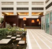 Embassy Suites Los Angeles - Glendale hotel detail image 4