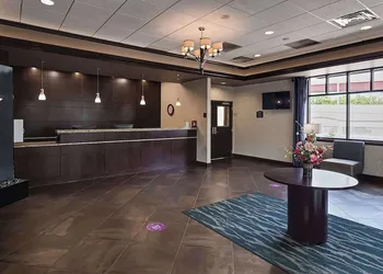 Wyndham Bloomington - Mall of America hotel thumbnail 3