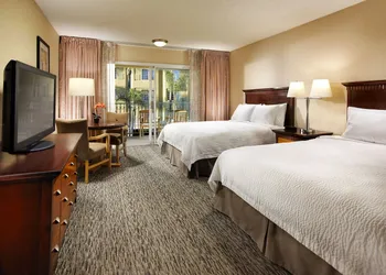 Anaheim Portofino Inn and Suites hotel thumbnail 4