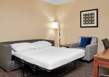 Royle Hotel Milwaukee Airport hotel thumbnail 6