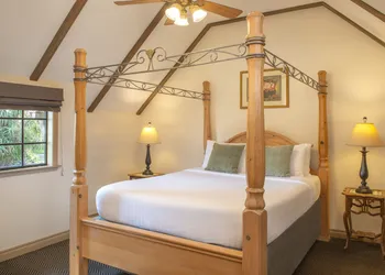 The Pierpont Inn hotel thumbnail 7