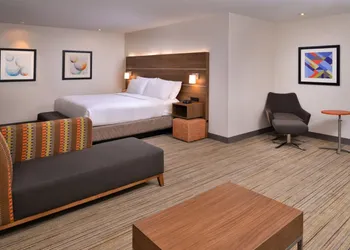 Holiday Inn Express Walnut Creek by IHG hotel thumbnail 5