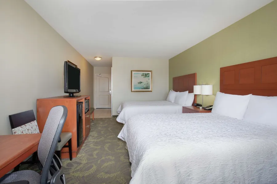 Hampton Inn and Suites Astoria hotel detail image 6