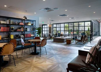Freepoint Hotel Cambridge, Tapestry Collection by Hilton hotel thumbnail 4