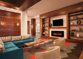 Four Points by Sheraton Richmond hotel thumbnail 2