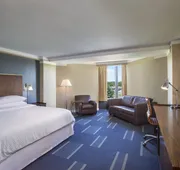 Four Points by Sheraton Richmond hotel detail image 5