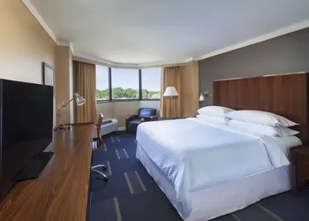 Four Points by Sheraton Richmond hotel thumbnail 8