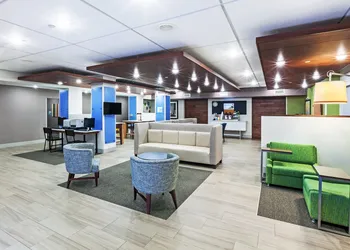 Holiday Inn Express Hotel & Suites Dallas Lewisville by IHG hotel thumbnail 2