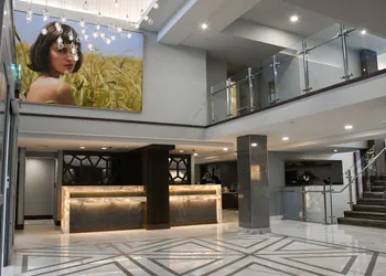 The Kingsley Bloomfield Hills - a DoubleTree by Hilton hotel thumbnail 6