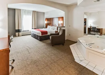 Comfort Suites Salisbury I-85 hotel thumbnail 8