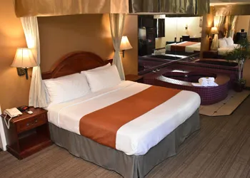 Dynasty Suites Redlands hotel thumbnail 3