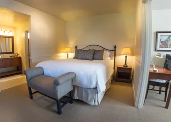 Wine Country Inn hotel thumbnail 6
