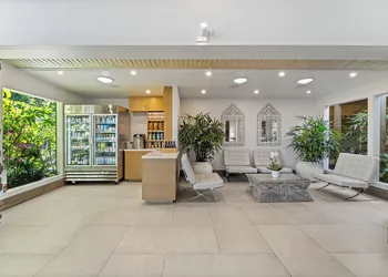 Humphreys Half Moon Inn hotel thumbnail 2