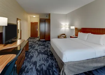 Fairfield Inn & Suites Hutchinson hotel thumbnail 8