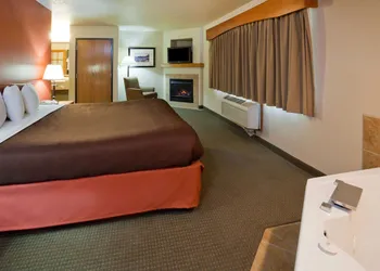 AmericInn by Wyndham Wetmore Munising hotel thumbnail 6