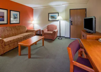 AmericInn by Wyndham Wetmore Munising hotel thumbnail 8