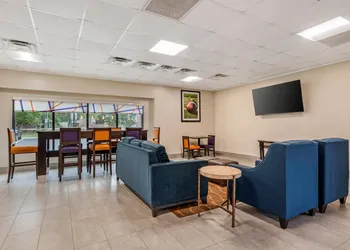Comfort Inn & Suites Clemson - University Area hotel thumbnail 5