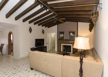 La Casa Del Mar hotel thumbnail 3