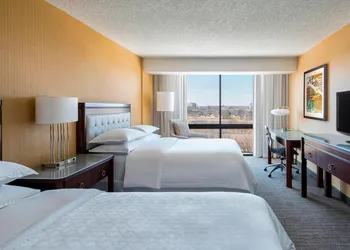 Sheraton West Des Moines Hotel hotel thumbnail 5