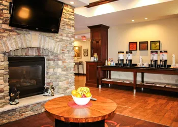 Hampton Inn Matamoras/Milford hotel thumbnail 2