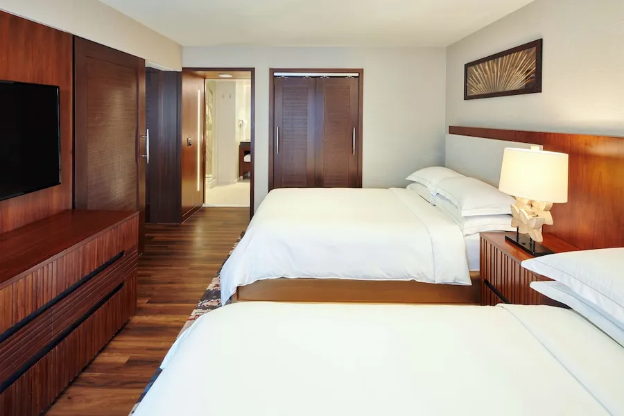 Hilton Grand Vacations Club Hokulani Waikiki Honolulu hotel detail image 6