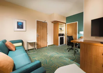 SpringHill Suites Bentonville hotel thumbnail 8