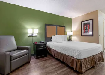Extended Stay America Suites Hampton Coliseum hotel thumbnail 4