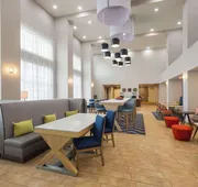 Hampton Inn & Suites Harrisburg/North hotel detail image 3