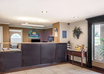 Days Inn by Wyndham New Braunfels hotel thumbnail 3