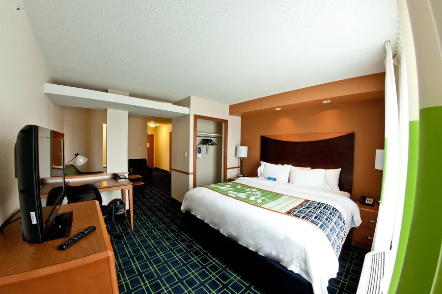 Fairfield Inn & Suites Flint Fenton hotel detail image 6