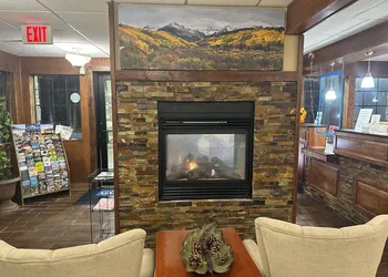 Days Inn & Suites by Wyndham Gunnison hotel thumbnail 3
