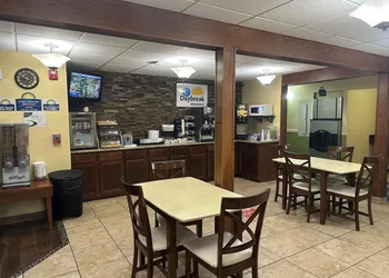 Days Inn & Suites by Wyndham Gunnison hotel thumbnail 4