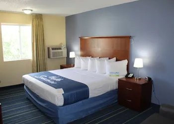 Days Inn & Suites by Wyndham Gunnison hotel thumbnail 8