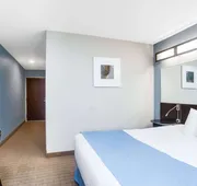 Microtel Inn & Suites by Wyndham Bath hotel detail image 5