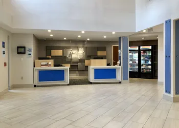 Holiday Inn Express Hotel & Suites Great Barrington by IHG hotel thumbnail 2