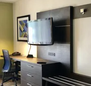 Holiday Inn Express Hotel & Suites Great Barrington by IHG hotel detail image 4