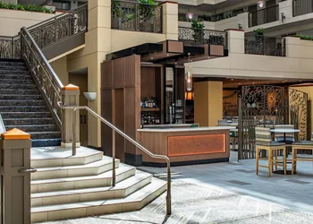 Embassy Suites by Hilton Sacramento Riverfront Promenade hotel thumbnail 4