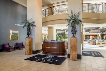 Embassy Suites by Hilton Sacramento Riverfront Promenade hotel thumbnail 8
